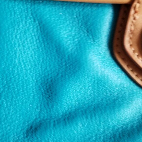 NWOT Danier leather crossbody bag - Picture 13 of 13